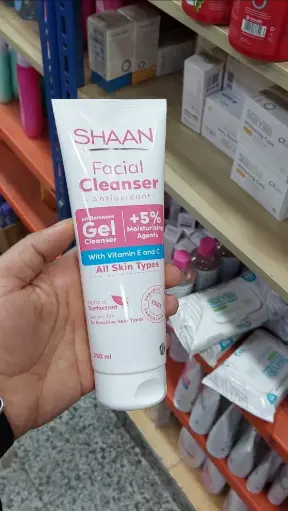 (SHAAN Facial Cleanser pH Balanced Gel Cleanser Antioxidant)