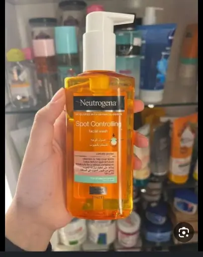 Neutrogena Spot Controlling Facial Wash